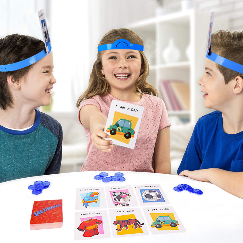 キッズ面白いカードボードゲームおもちゃ私は誰か当ててください - Party Games Quiz のレビューと価格